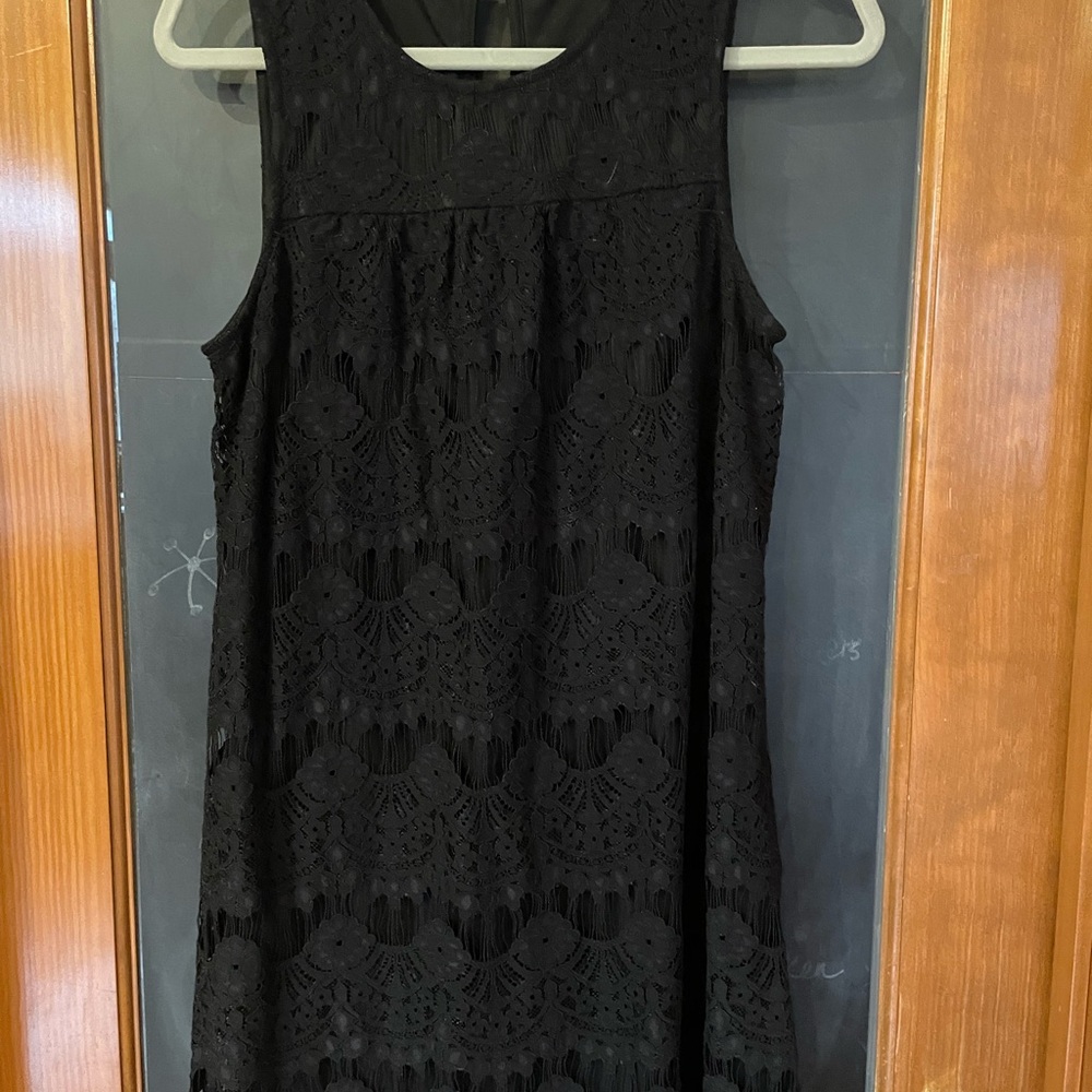 Elegant Black Lace Dress